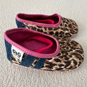 Adorable Dolce &Gabbana Junior baby shoes.